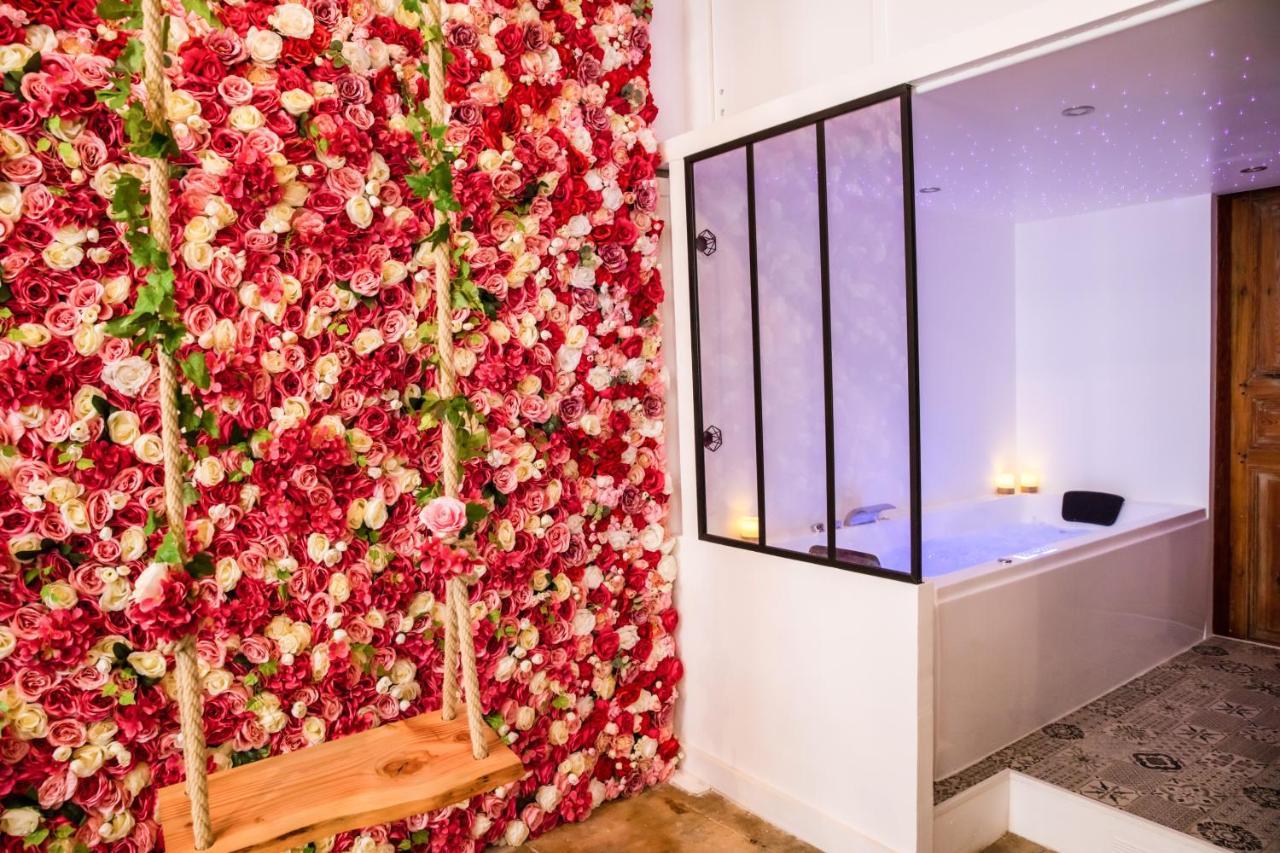 Suite romantique avec Jacuzzi - Hypercentre, Place Jean Jaurès Montpellier Esterno foto